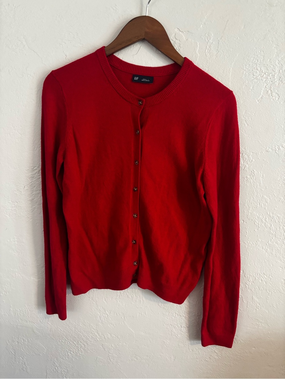 GAP Women's Bright Red CashSoft Cardigan